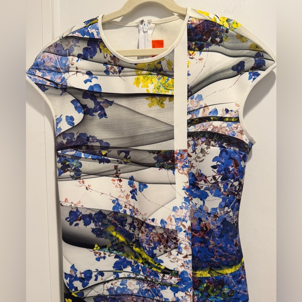 Clover Canyon Space Garden Abstract Floral Neoprene Dress. Sz M. Mint Condition! - Picture 2 of 10